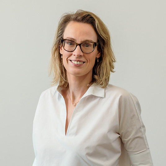 Dr. VERBRUGGHE Anneleen