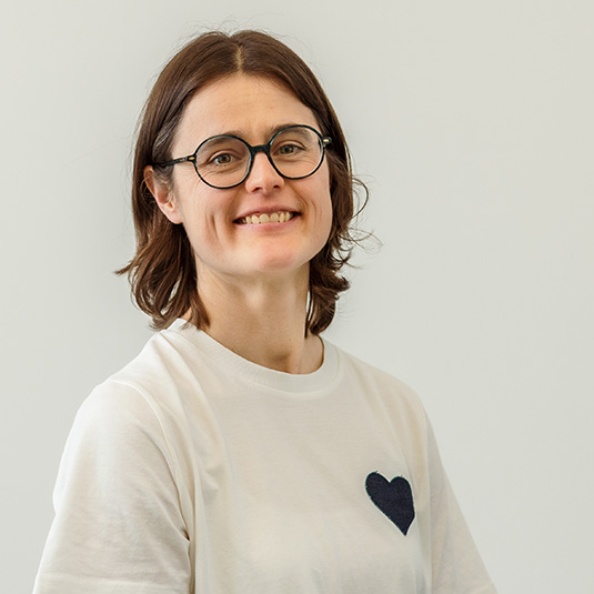 Dr. D'HAENINCK Annick